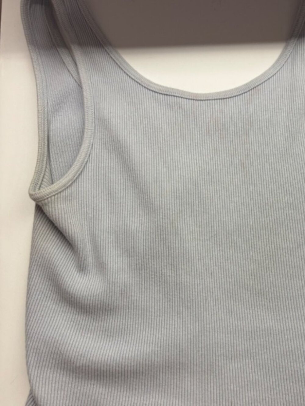 Tank Top🎁 - Picture 2 of 3